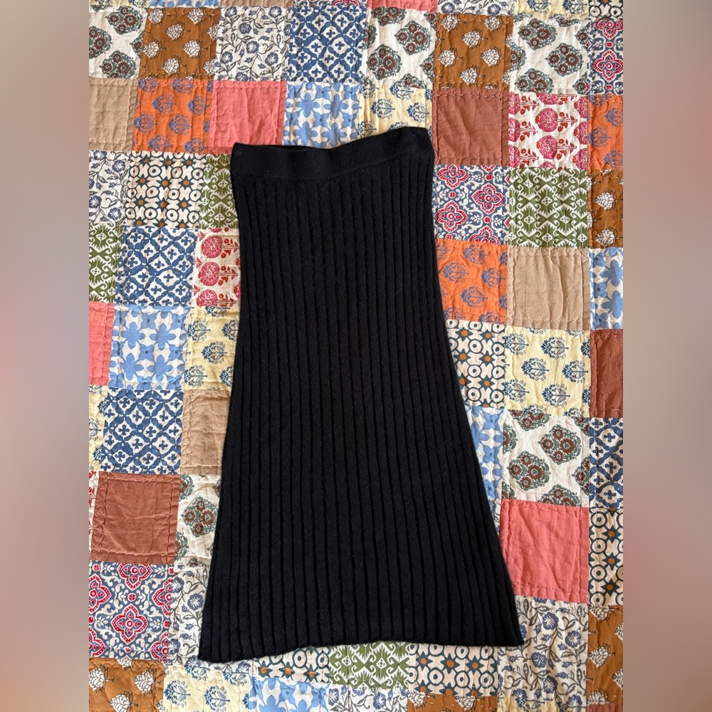 Quince Mongolian cashmere midi skirt size small black